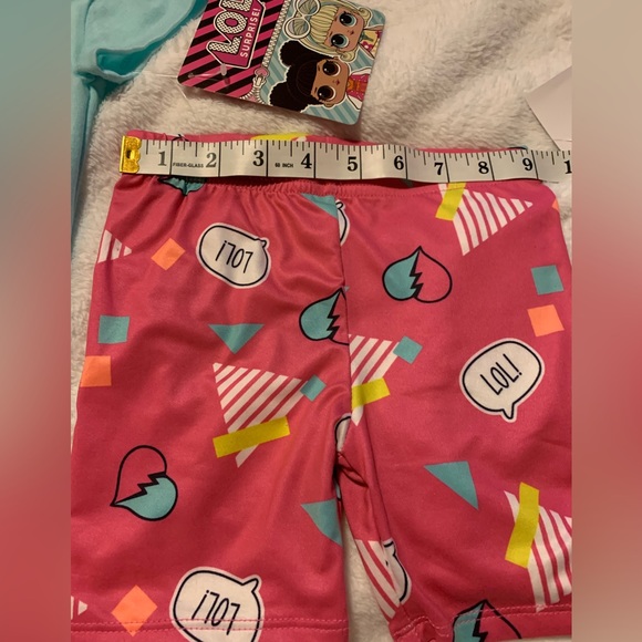 Girls size 4 two piece shirt set. LOL SURPRISE brand. Says TOTAL Q.T. On front - Picture 17 of 17